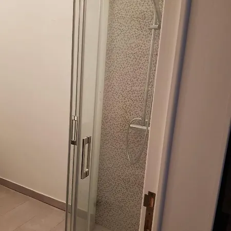 Rainbow بيت ضيافة